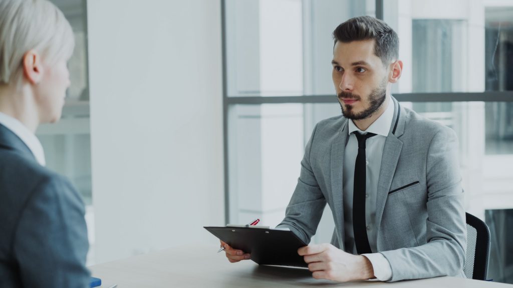 Préparer un entretien d’embauche : la méthode simple pour répondre aux questions pièges Préparer un entretien d’embauche : la méthode simple pour répondre aux questions pièges